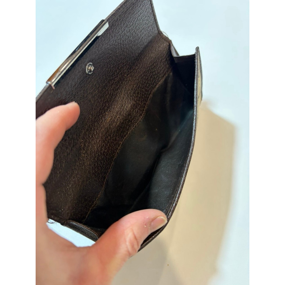 Gucci GG Canvas Wallet Brown Monogram Long Wallet Italy Auth
Flaw - Picture 6 of 12